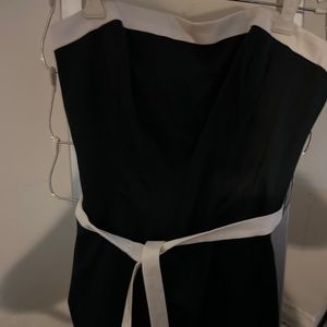 Black and white trimmed dress size 4
